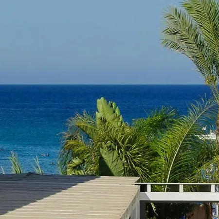 Oceanview Luxury 015 3*