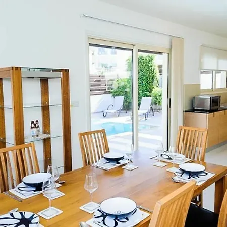 Oceanview Luxury 015 3*