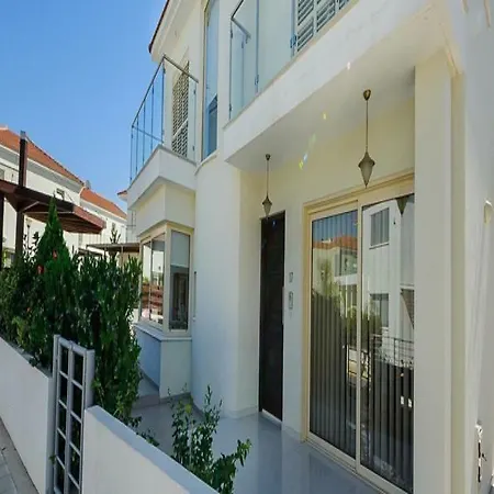 Hotel Oceanview Luxury 015