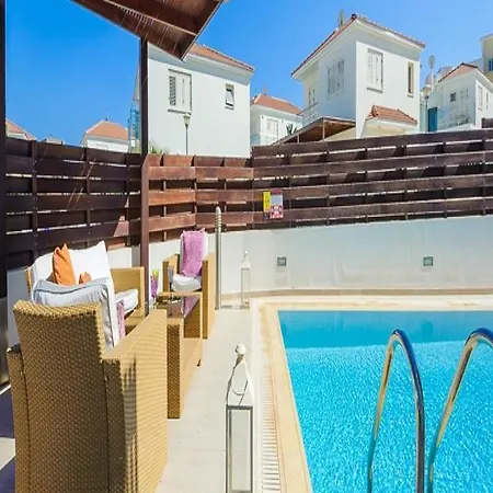 Hotel Oceanview Luxury 015